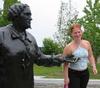 statue